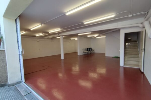 CasaChalet en el centro de Canyelles (3)